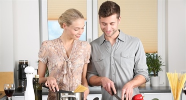 Nekad je nedjelja mirisala na juhu i pečenje - danas sve češće na dostavu: gdje je nestala kultura kuhanja?