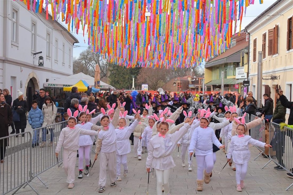 Međimurski fašnik u znaku dječje mašte - više od 800 mališana sudjelovalo u dječjoj fašničkoj povorci