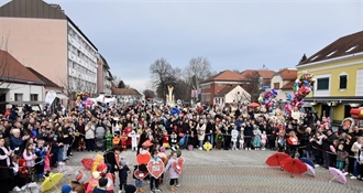Ludbreg pod maskama: Pjesma, ples i vesela povorka na trgu