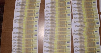 Dvojica muškaraca uhvaćena s većom količinom krivotvorenog novca – pritvoreni su