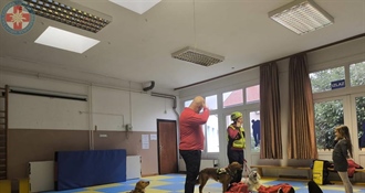 Mališani u DV upoznali četveronožnu članicu HGSS-a iz Zlatar Bistrice "Zazu"