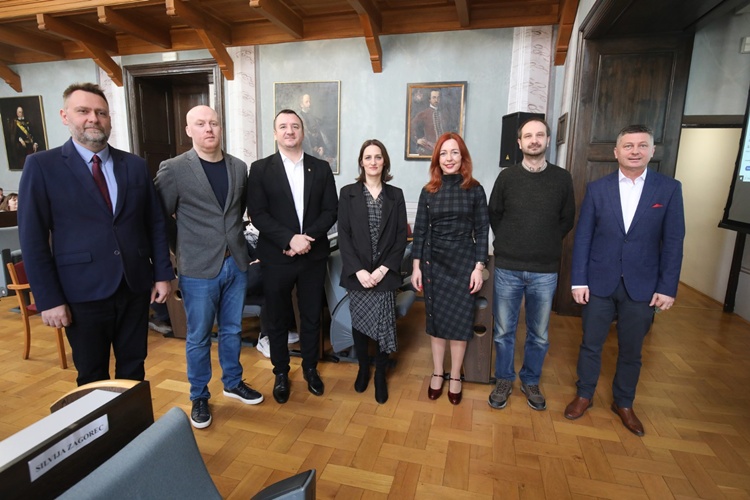 Predstavljena knjiga „Vinogradarstvo i vina Varaždinske županije“: Imamo 800 godina dugu tradiciju i danas proizvodimo vrhunska vina