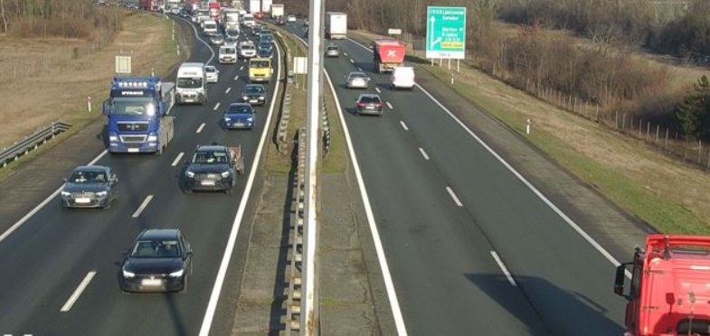 Gužve na cestama: Kolona na zagrebačkoj obilaznici, predmet i pas na A1