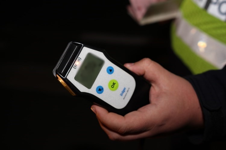 Mladić bez vozačke, neregistriranim autom i pod utjecajem alkohola izazvao nesreću kod Butkovca