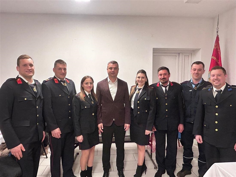 Jelena Gregurek i dalje na čelu DVD-a Družbinec, stiže novije vozilo