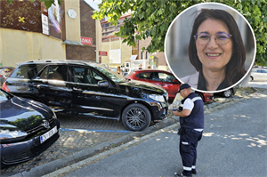 Kad parkiraš službeno vozilo na nogostupu, pa se braniš da tako parkiraju i drugi, ali ti drugi dobivaju kazne!