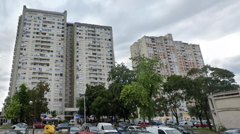 Ovo je dno dna: U Zagrebu kroz prozor nebodera bacaju urin – stanari zgroženi