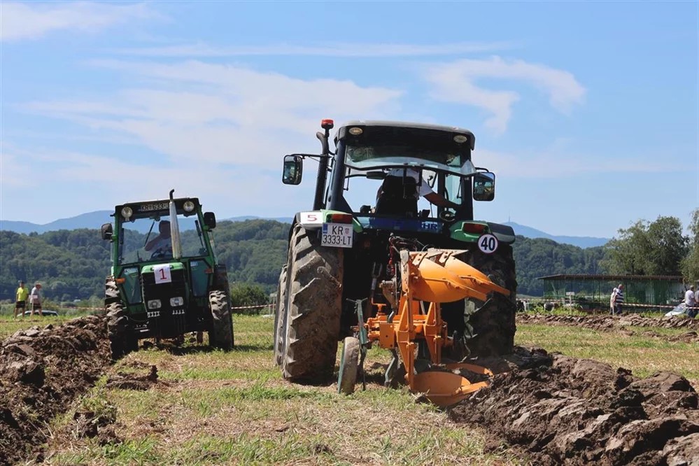 Zagorje ponovno traži najbolje orače - prijavite se i pokažite svoje vještine na 21. županijskom natjecanju