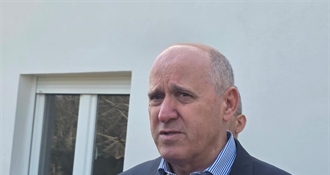 Bačić o Vjesniku: Skinuta stakla i elementi s fasade, uskoro detalji o uklanjanju zgrade