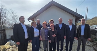 Pri kraju protupotresna obnova u Krapinsko-zagorskoj županiji: Ministar Bačić obišao tri obitelji kojima su izgrađene nove kuće