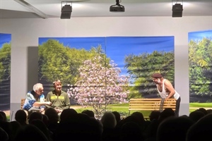 Predstava "Penzići luduju" Kerekesh Teatra oduševila publiku u Bednji, dvorana je bila ispunjena do posljednjeg mjesta