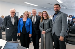 U obnovljenim prostorima stare školske zgrade u Svetom Iliji održana radionica o zelenoj tranziciji u školama i obrazovanju