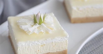 Bijeli kolač bez pečenja - brz i kremast desert za nedjelju