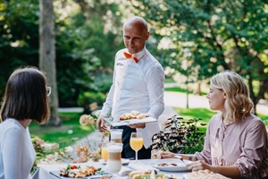 Došli na večeru, dobili štopericu: sve više restorana uvodi vremenska ograničenja za stolove