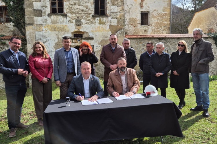 Korak bliže cjelovitoj obnovi dvorca Bela I u Varaždinskoj županiji: Potpisan ugovor vrijedan više od 111 tisuća eura