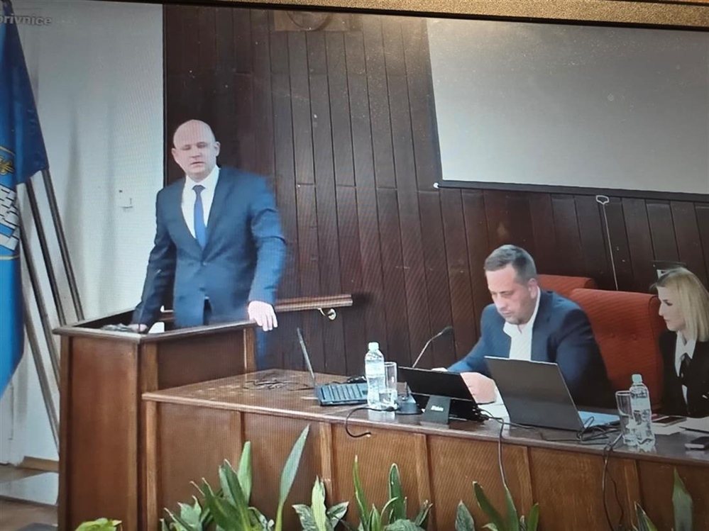 ŠOK U KOPRIVNICI: HDZ podržao zahtjev za rušenje Bačićevih zakona!