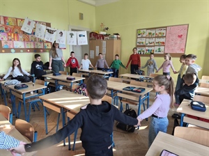 “Gdje stanuje sreća?!”: Učenici OŠ Ljudevit Gaj Krapina obilježili Svjetski dan sreće i pripovijedanja