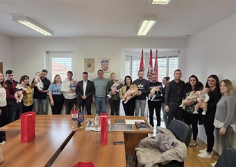 Načelnik Solar primio najmlađe sugrađane i zaželio im dobrodošlicu u njihovu zajednicu