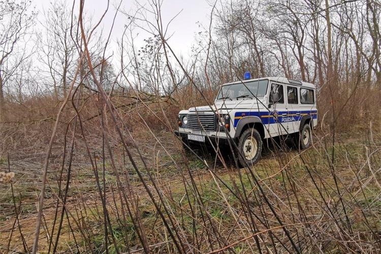 Tragedija u Međimurju: 57-godišnjak rušio stabla iza kuće i poginuo