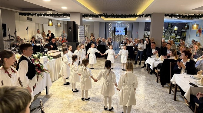 Održana večer Udruženja obrtnika gradova Donje Stubice i Oroslavja te općina Marije Bistrice, Gornje Stubice i Stubičkih Toplica - dodijeljena i priznanja