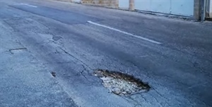 Kako naplatiti štetu na vozilu zbog loše ceste? Evo što prvo morate učiniti