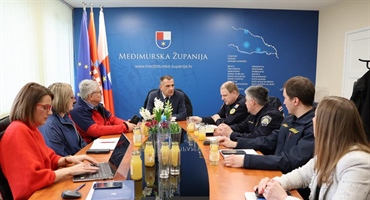 Sve službe civilne zaštite Međimurske županije u pripravnosti – škole rade normalno, zbog jakog vjetra preporučaju izbjegavanje parkova i otvorenih površina