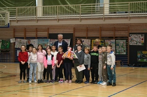 Djeca Krapinsko-zagorske županije učila o sigurnosti u prometu - otvorena izložba i nagrađeni najbolji radovi