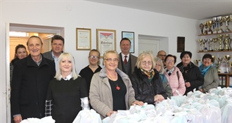 Grad Varaždin nastavlja brigu o starijima: podijeljeni uskrsni paketi umirovljenicima