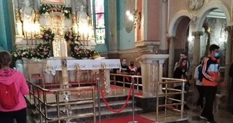 Danas je Velika subota – vjernici posjećuju Isusov grob