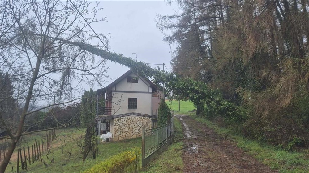 Općina Lobor poziva mještane na prijavu šteta nastalih nakon olujnog nevremena