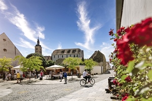 Pred nama je lijep sunčan i topao dan – uživajte u blagdanu!