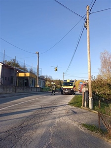 Muškarac u Putkovcu pao pod frezu – helikopterom hitne medicinske službe prevezen u bolnicu