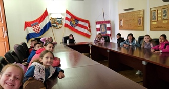 Učenici iz Radovana posjetili Županijsku palaču i upoznali se s bogatom poviješću Varaždinske županije
