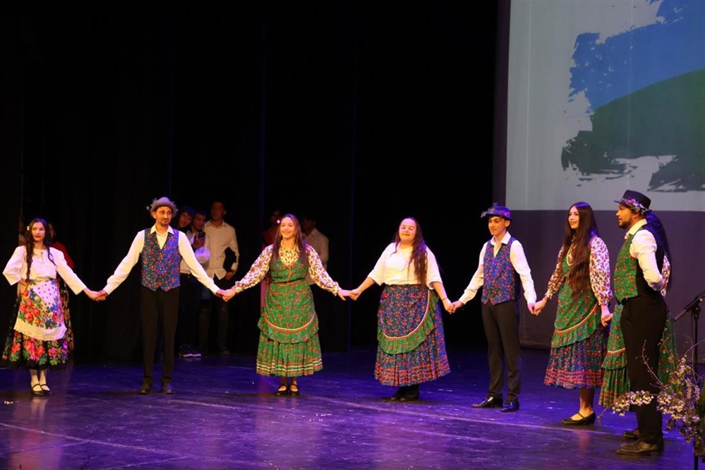 Svjetski dan Roma proslavljen u Čakovcu uz pjesmu, ples i glumu djece i mladih