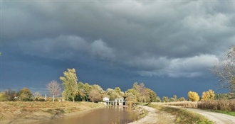 Pretežno oblačno i vjetrovito, prema večeri stižu kiša i pljuskovi