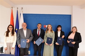 Nastavlja se veliki investicijski ciklus u zdravstvo: Počinje obnova ambulante u Donjem Kraljevcu, župan Posavec potpisao ugovor