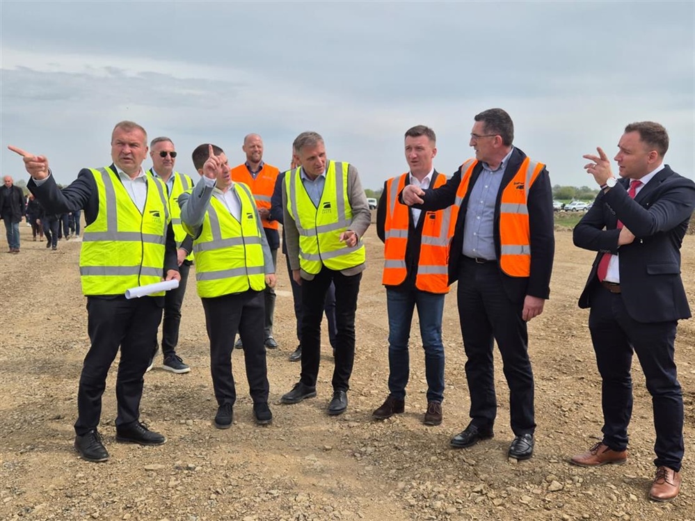 Ministar Oleg Butković uvjerio se u dobar napredak radova prve faze izgradnje brze ceste od Varaždina do Krapine