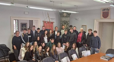 Međunarodna suradnja koja gradi prijateljstva: Učenici iz Njemačke u posjetu kolegama iz ''OŠ Ljudevit Gaj'', primio ih i gradonačelnik Gregurović