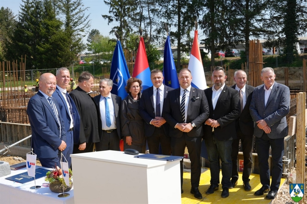 U Križevcima položen kamen temeljac za novu zgradu Veterinarskog zavoda, ovom važnom događaju prisustvovali ministar Vlajčić i župan Golubić