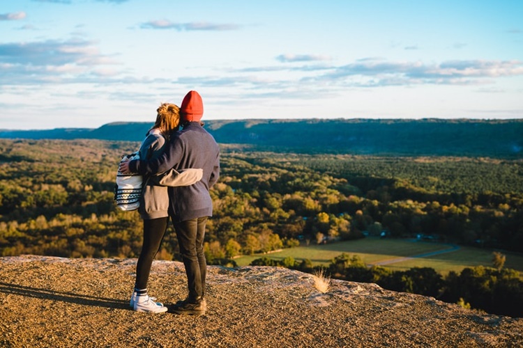 Sve više mladih u Hrvatskoj bira život bez djece - "Nemam para za sebe, a kamoli djecu"