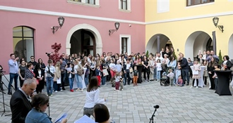 Mladi talenti ispunili varaždinsku Županijsku palaču - Centar izvrsnosti za likovnu umjetnost predstavio radove polaznika