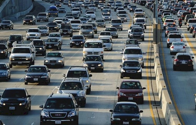 VOZAČI: Jeste li se ikada pitali, zašto je papučica kočnice uvijek viša od papučice gasa?