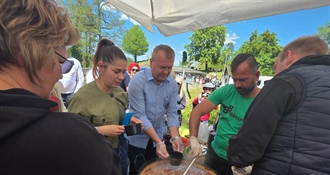 Prvosvibanjsko druženje uz grah na Trakošćanu u organizaciji Zajednice županijskih organizacija žena i mladeži  HDZ-a Varaždinske županije