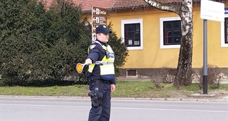 Varaždin: Vozač odbio test na droge, policiji predao marihuanu i tablete