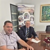 Nastavak ulaganja u obrazovanje: Načelnik Beljak potpisao ugovor o nabavi opreme za OŠ Vladimir Bosnar