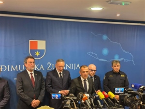 Ministri Božinović, Fuchs i Ružić kod župana Posavca: Treba smanjiti broj kaznenih djela romske populacije i uključiti ih u školovanje