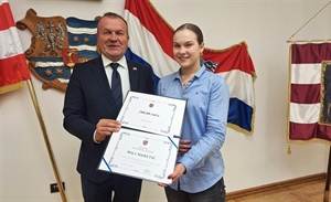 Župan Stričak nagradio Milu Maretić, jednu od 10 najboljih matematičarki na svijetu
