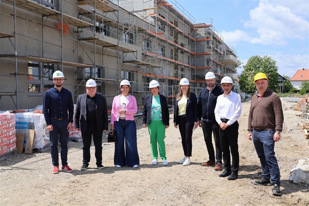 Radovi na Centru za starije osobe Međimurske županije napreduju prema planu, gradilište obišao župan Posavec
