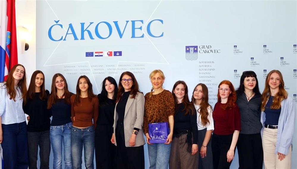 Gradonačelnica Cividini održala prijem za članice Studija suvremenog plesa „Teuta“ povodom velikog uspjeha