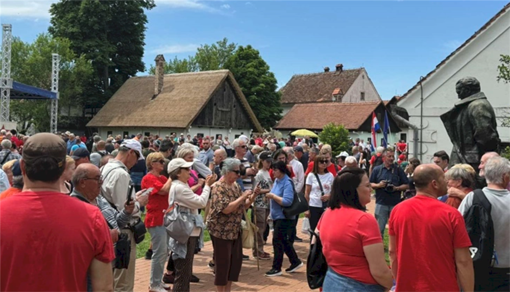 Nostalgija, pjesma i velika fešta: Kumrovec spreman za Dan mladosti-radosti